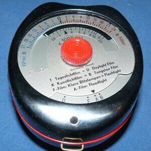Vintage Gossen Sixticolor Light Metre